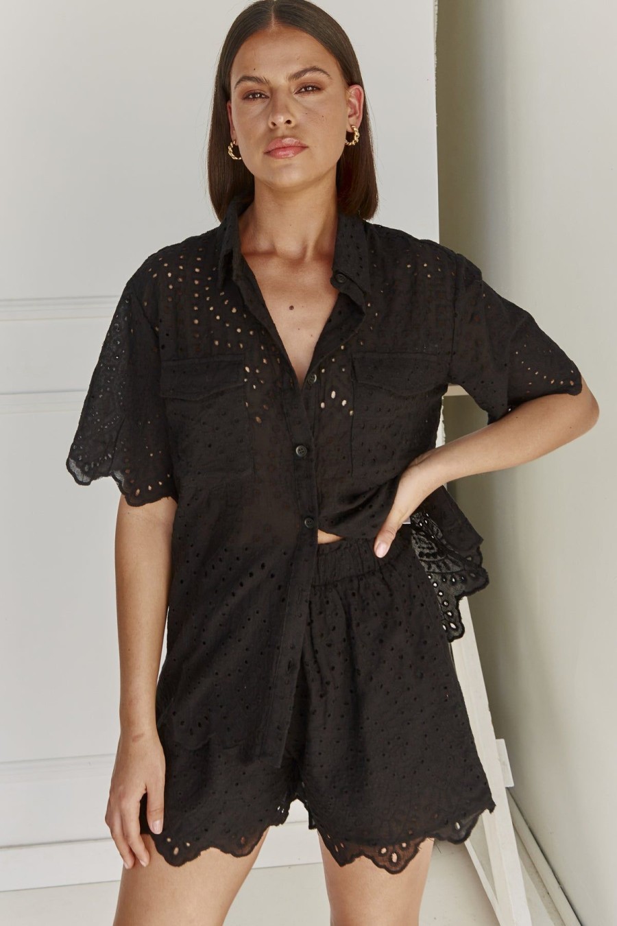 Maternity Runway Scout | Fia Shorts (Black)